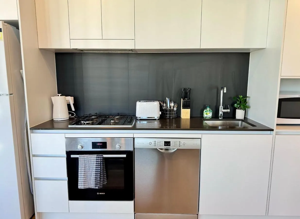 One Bedroom Apartment In South Brisbane
