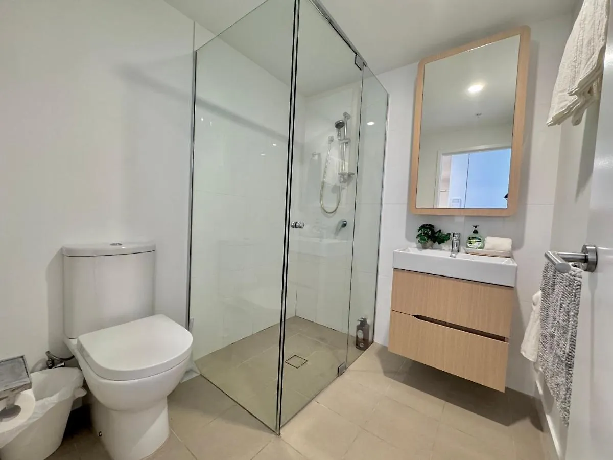 One Bedroom Apartment In South Brisbane Australia